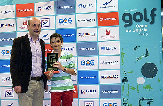 ARRANCA EL OPEN DE GALICIA DE GOLF... Y YA TENEMOS AL PRIMER MEJOR JUGADOR JOVEN